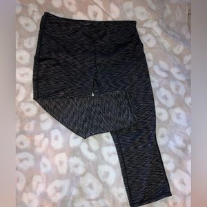 Ideology leggings. Super soft *feels like lulu 🍋 Wunder Under. MEDIUM